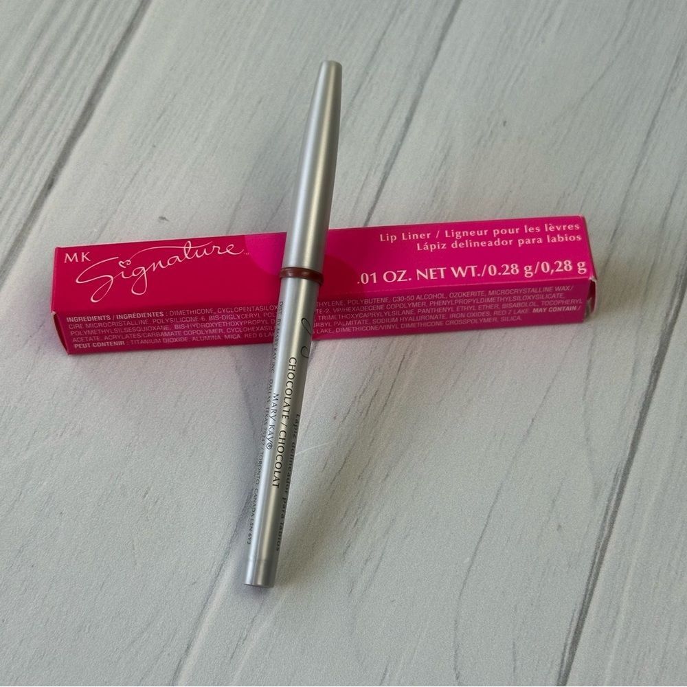 NIB CHOCOLATE Mary Kay Signature  Lip Liner